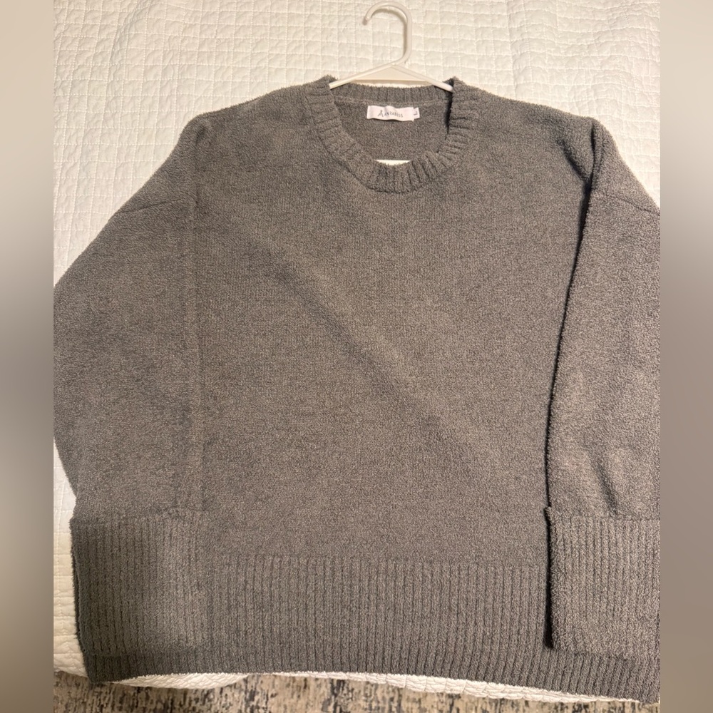 ANRABESS | Crew Neck Oversized Fuzzy
Knit Sweater